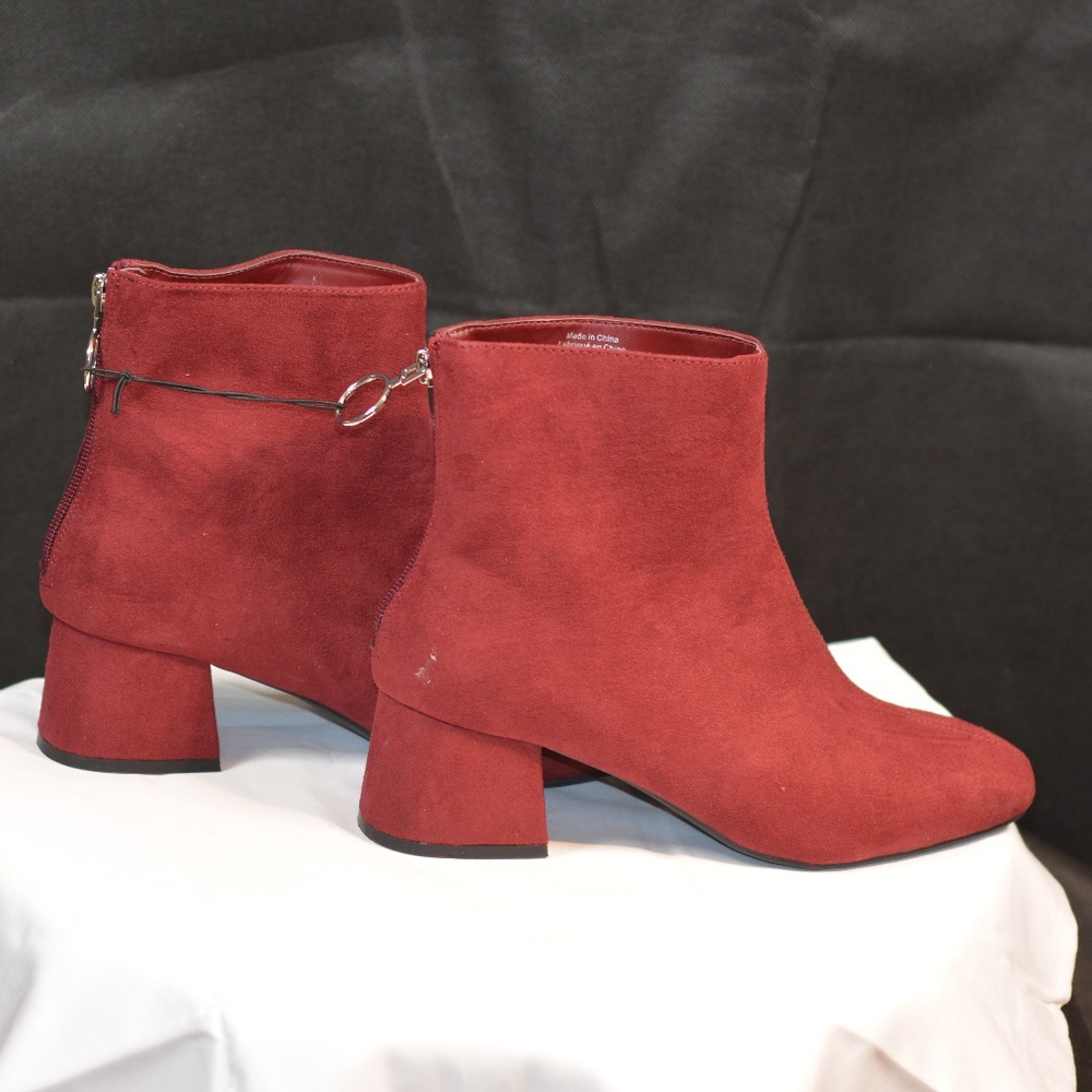 Red Ankle Dress Boots SZ 9 NWOT